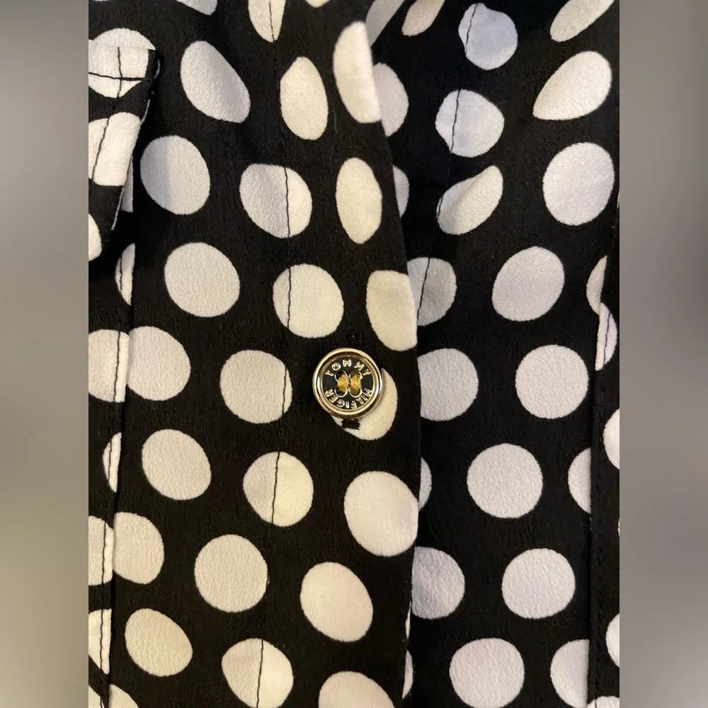 NWOT! Women’s Tommy Hilfiger Clip Black/White Polka Dot Button Down Blouse Large - Picture 13 of 15